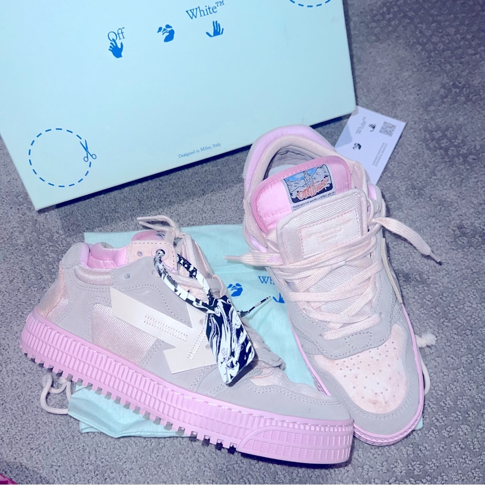 Offwhite sneakers